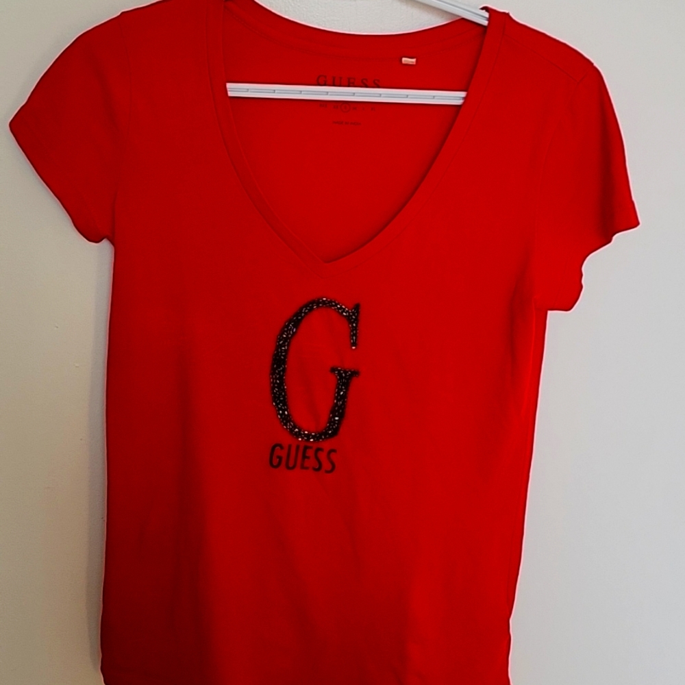Guess tshirt